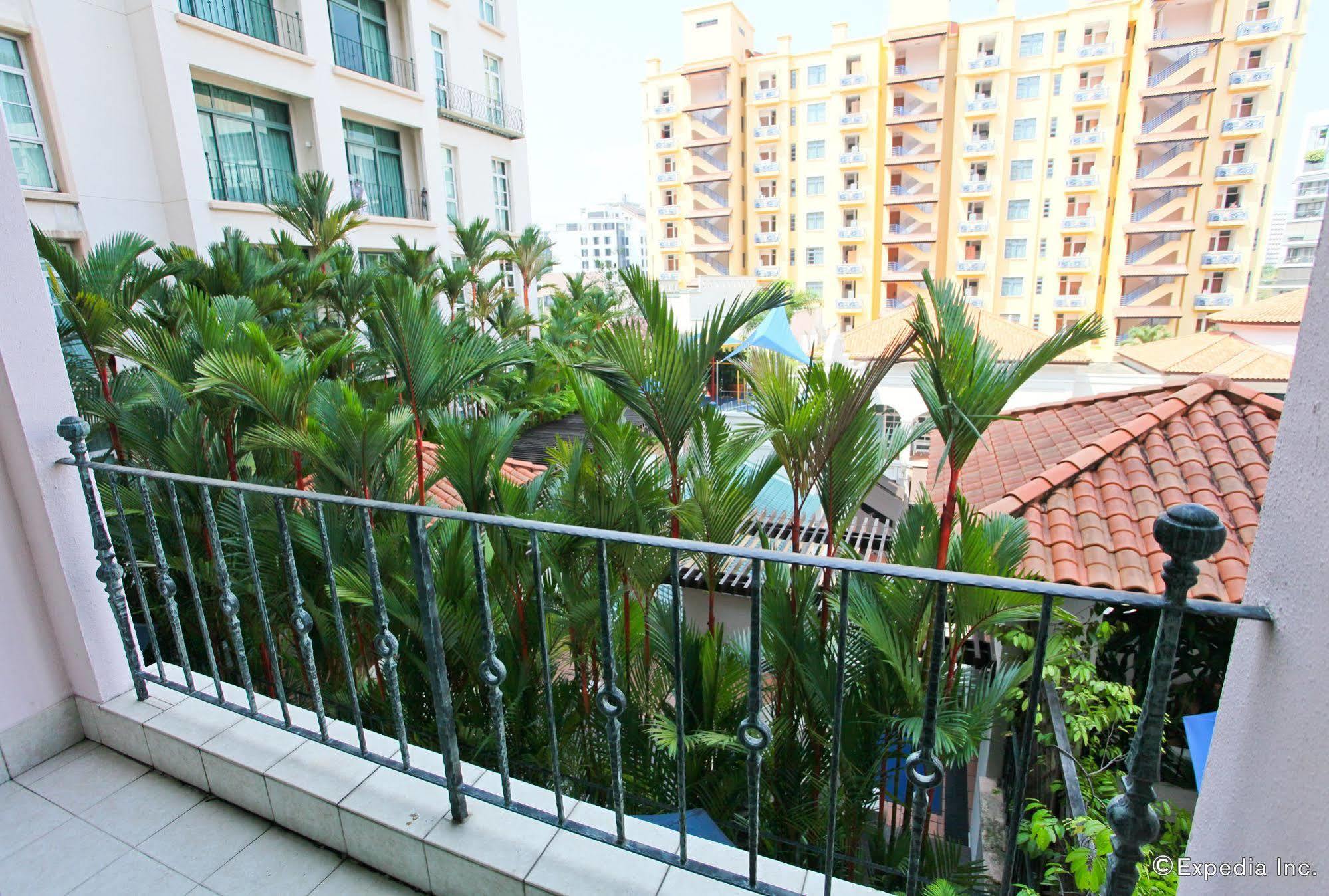 Fraser Place Robertson Walk 5*