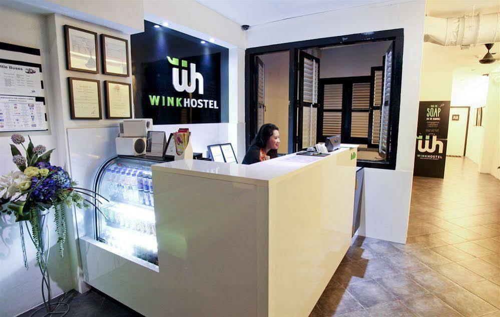 Wink At Mosque Street Capsule hotel 2*