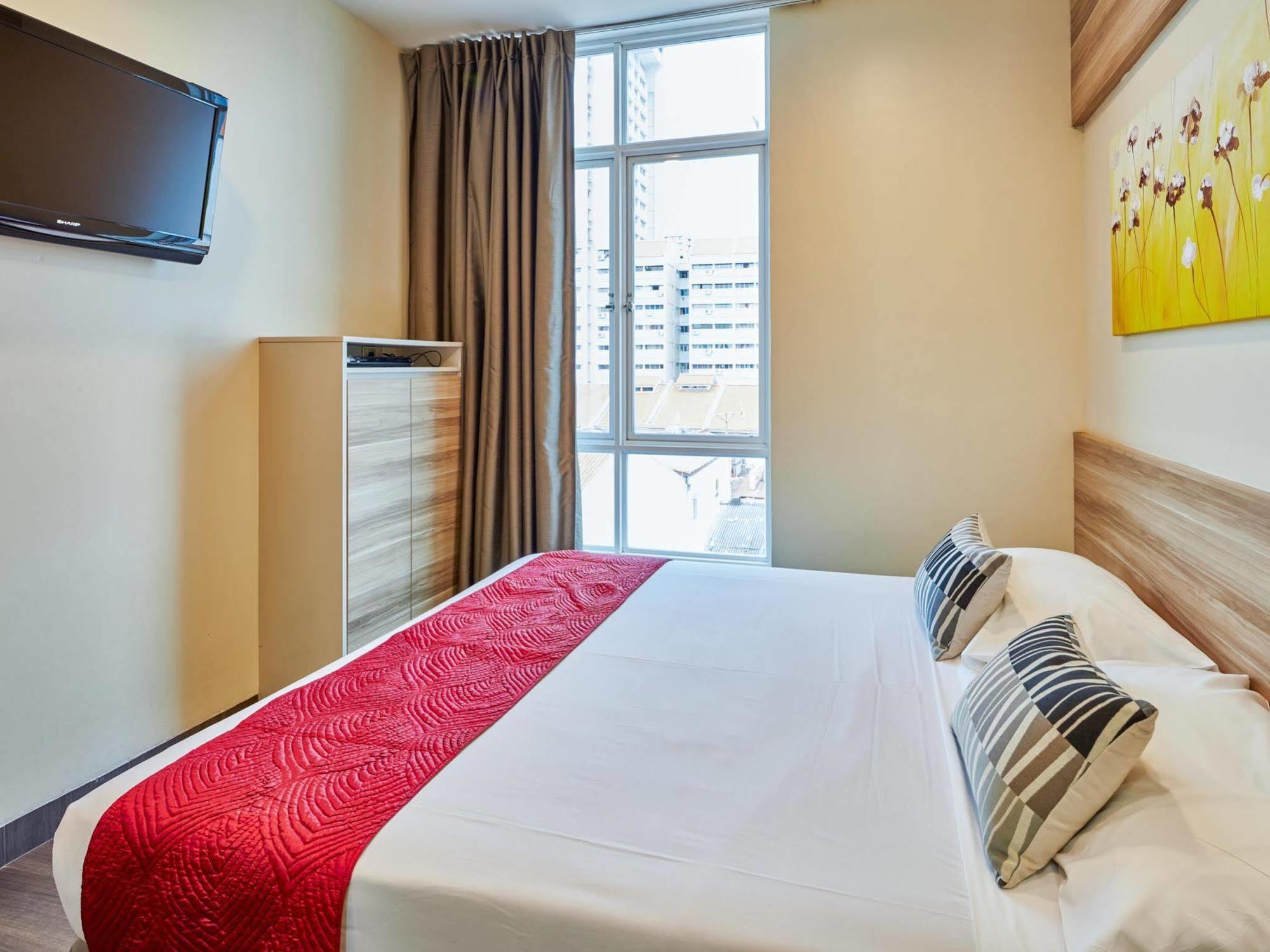 81 Dickson Hotel 2*