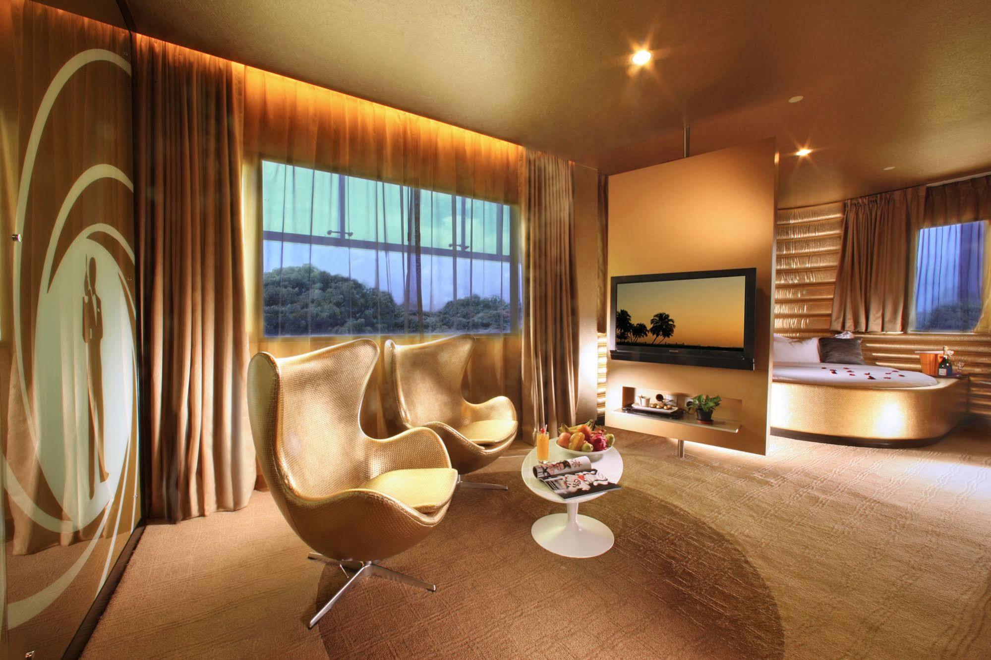 Re! @ Pearl's Hill Hotel 4*