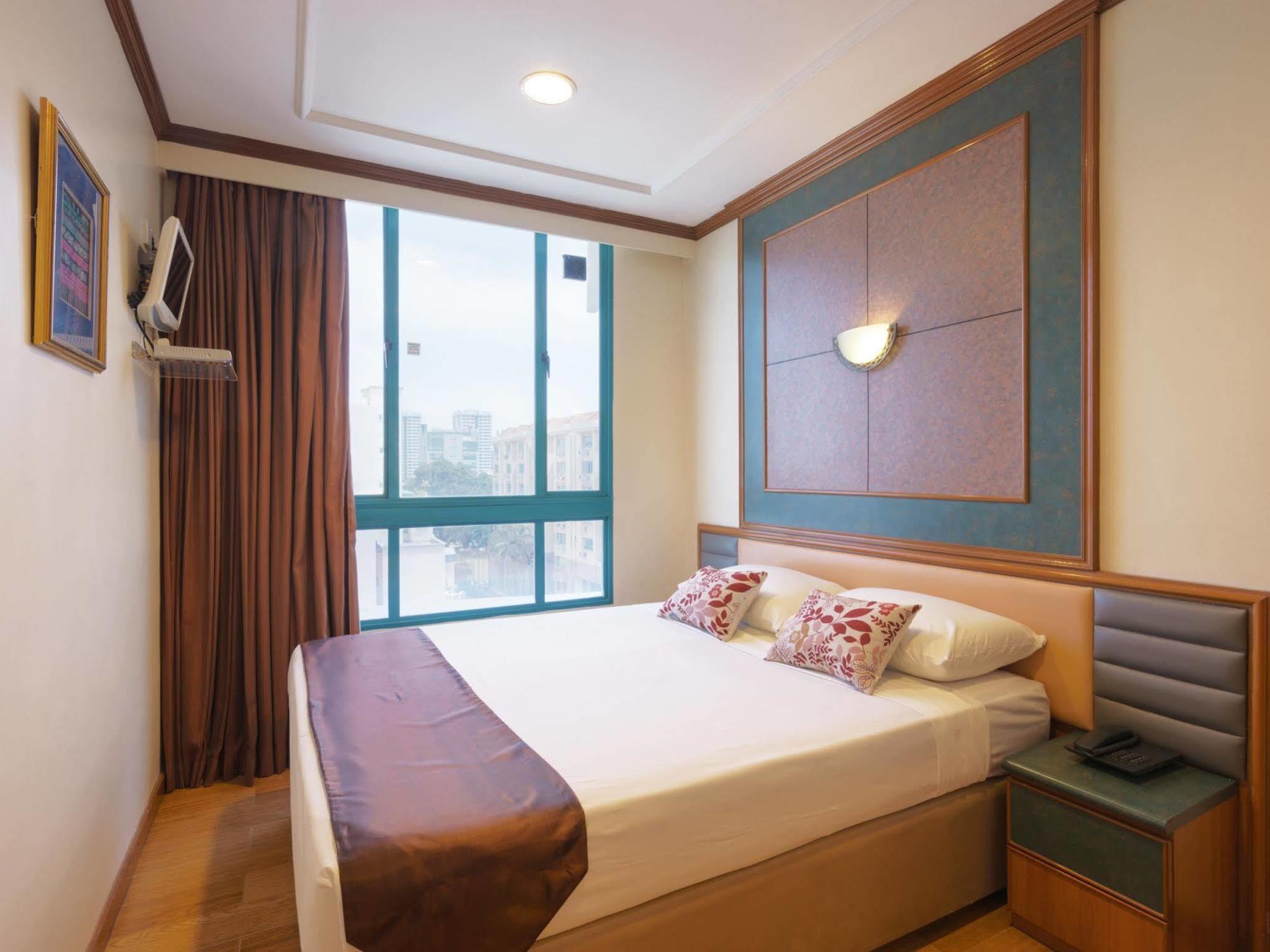 Hotel 81 Premier Princess 2*