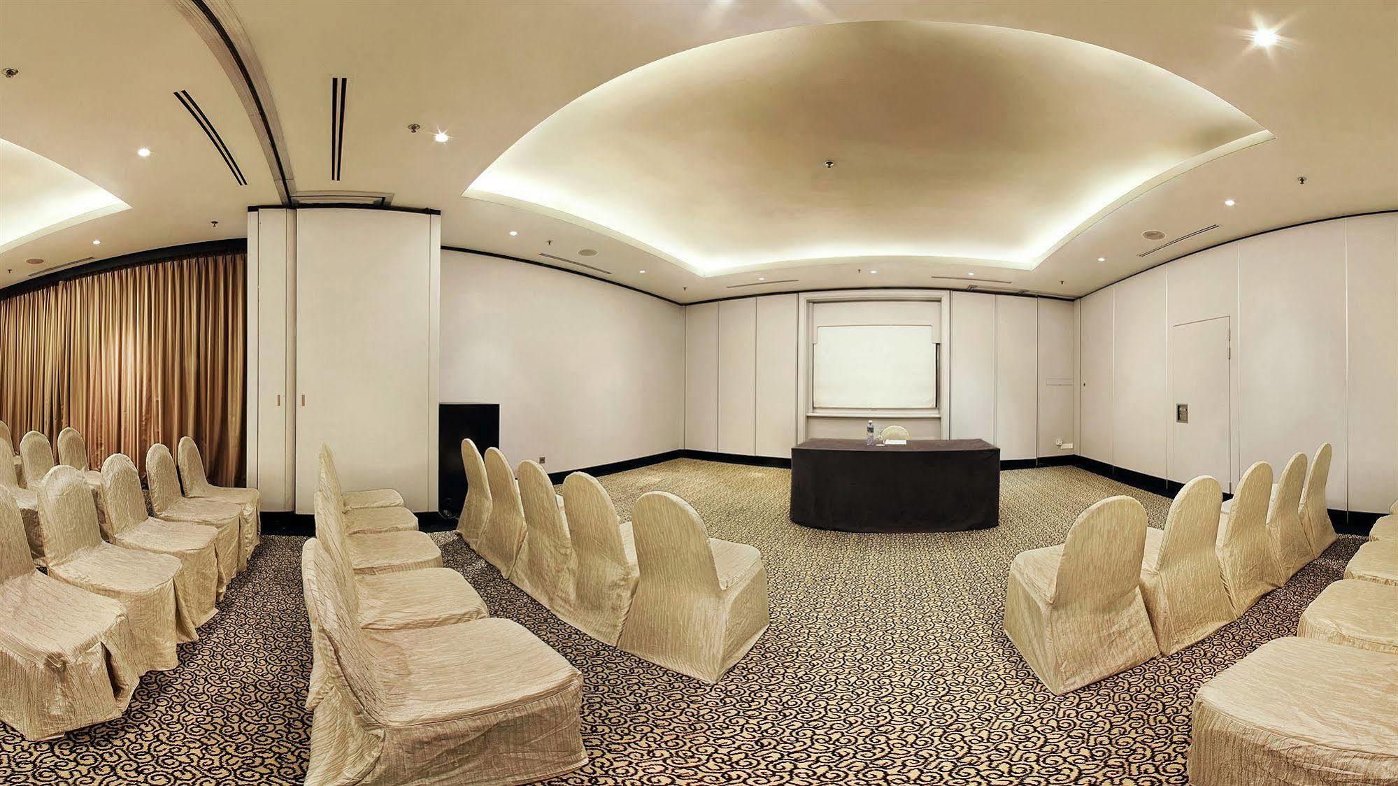 Concorde 4* Singapore