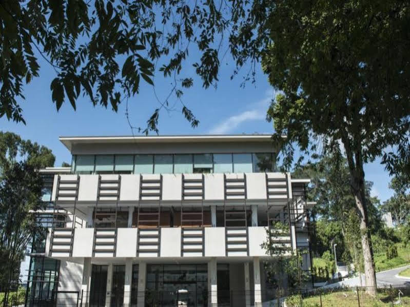 Changi Cove Hotel