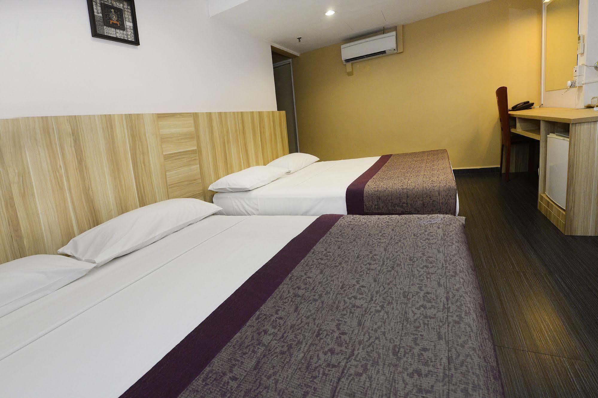 Hotel Oyo 106 2*