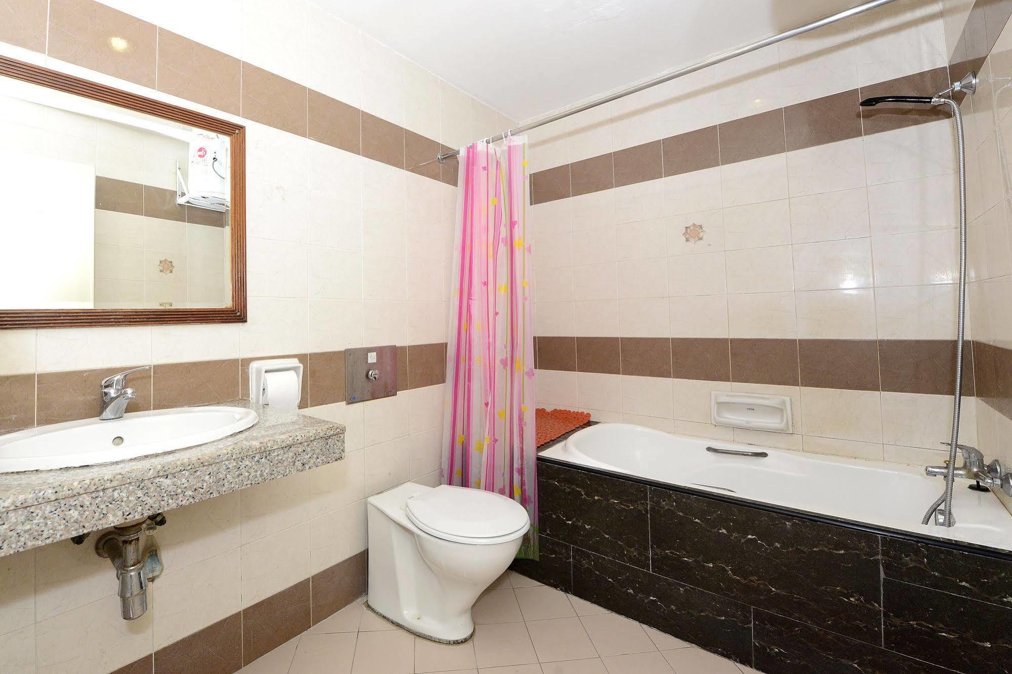 Oyo 106 Hotel Singapore