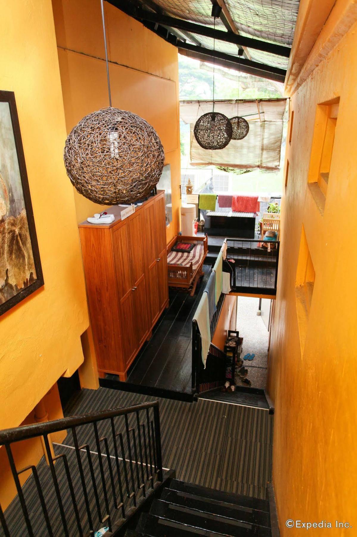 Moni Gallery * Singapura
