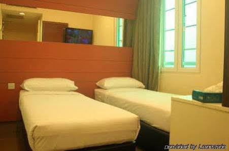 Hotel 81 Rochor 2*