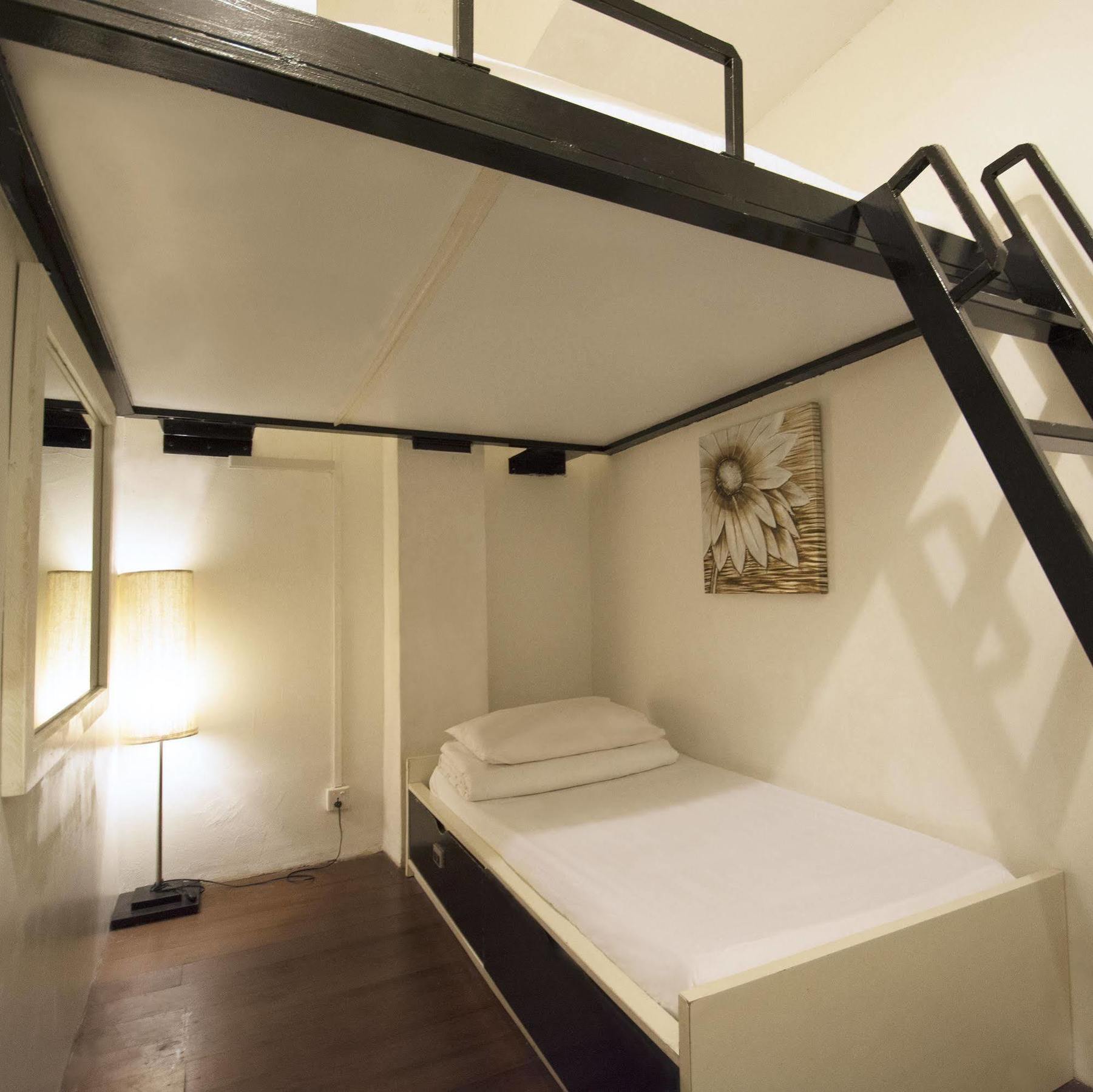Hostel 5footway.inn Project Chinatown 2 Singapore