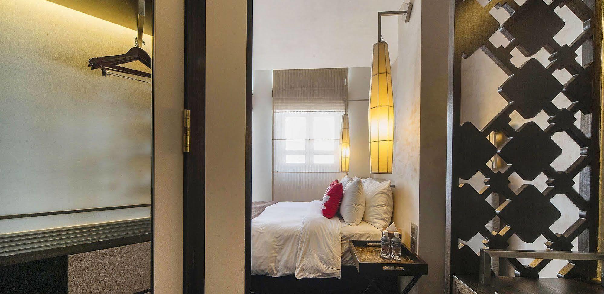 Zen Premium Outram Park