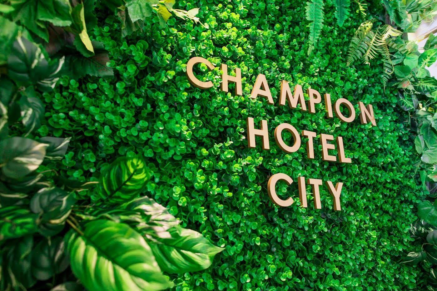 Hotel Champion City 3*