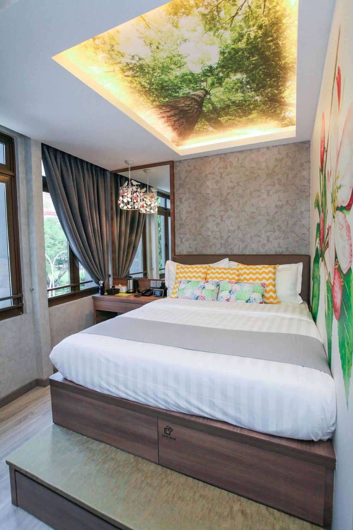 Hotel Champion City 3*