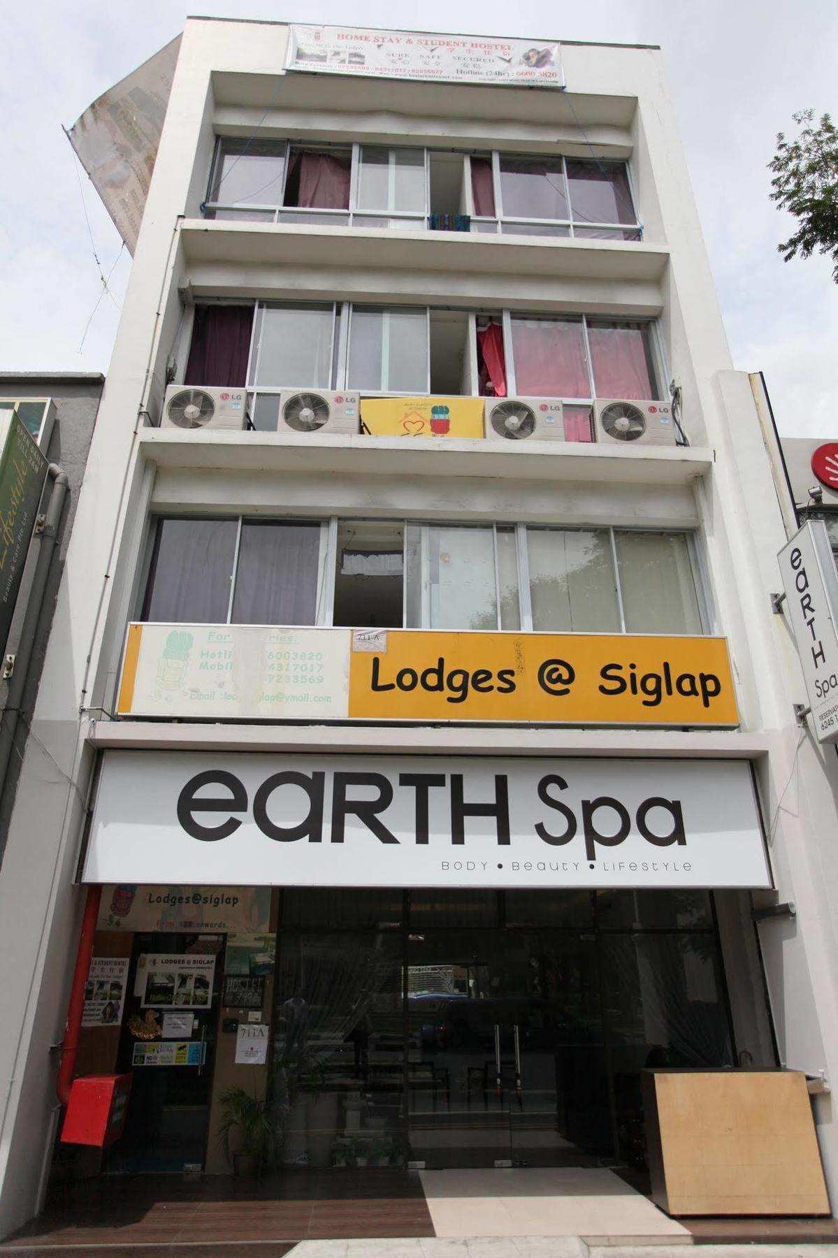 Hostel & Student Singapore