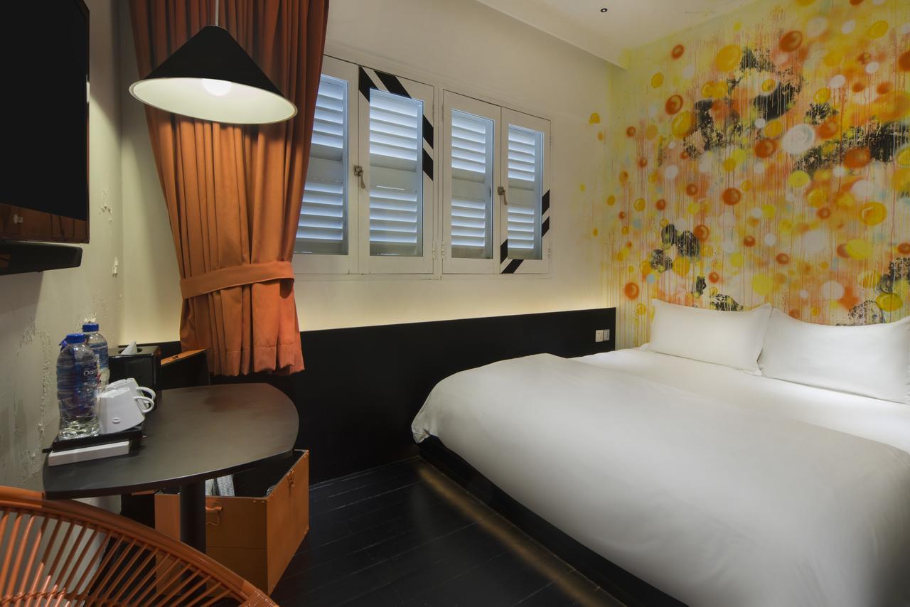 Hi 4* Singapore