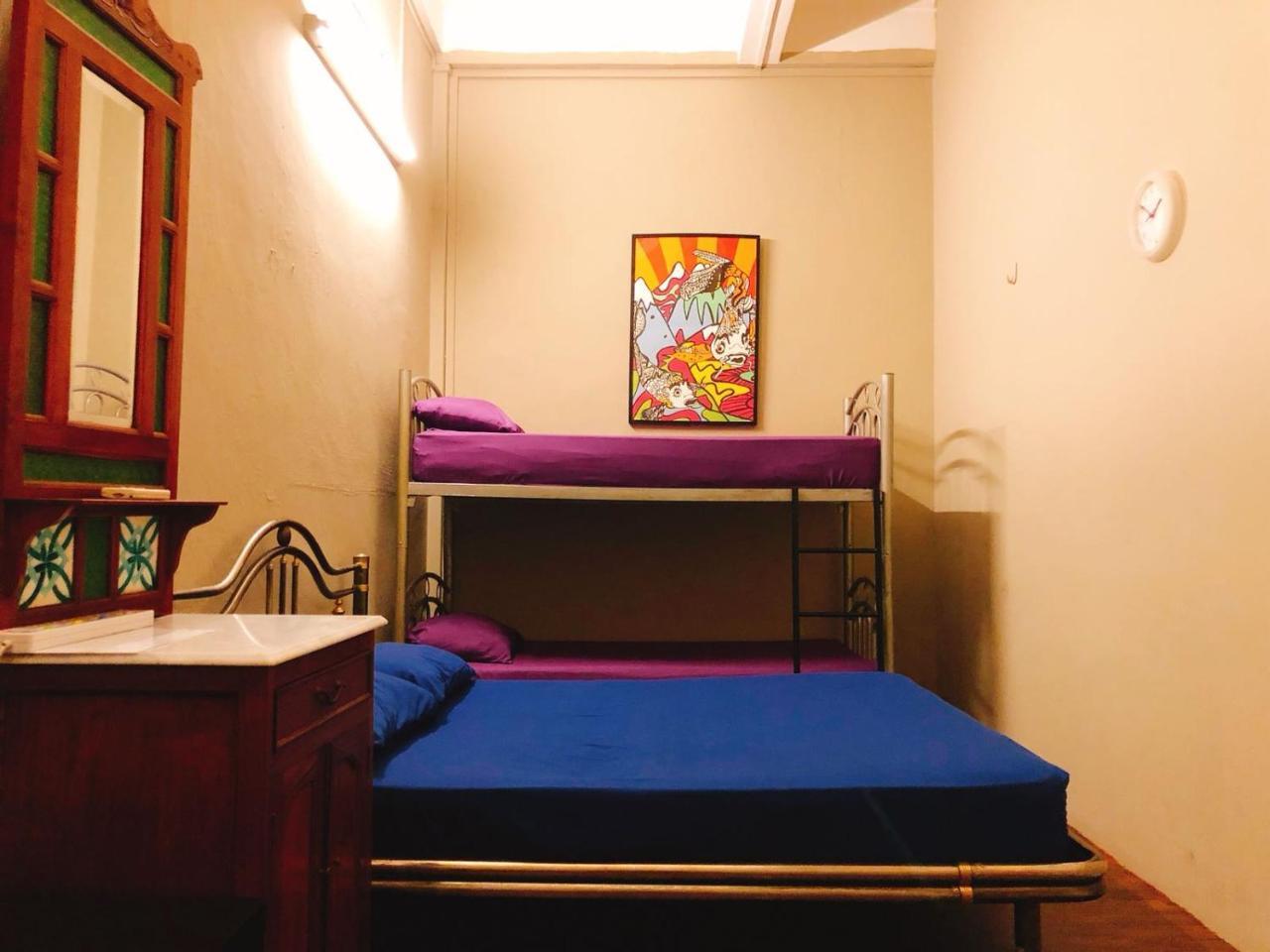 Backpacker Cozy Corner Hostel