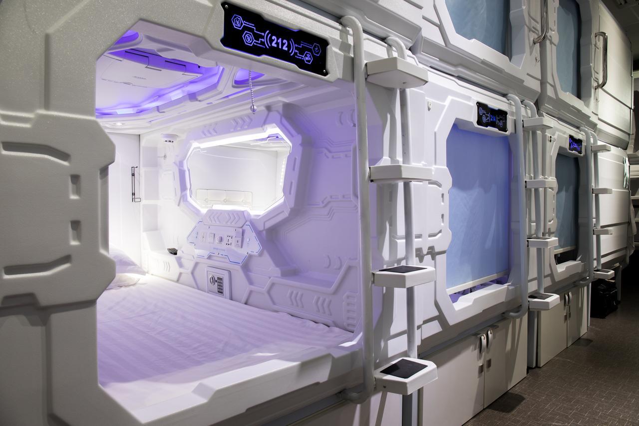 Hotel kapsul Met A Space Pod @ Little India 2*