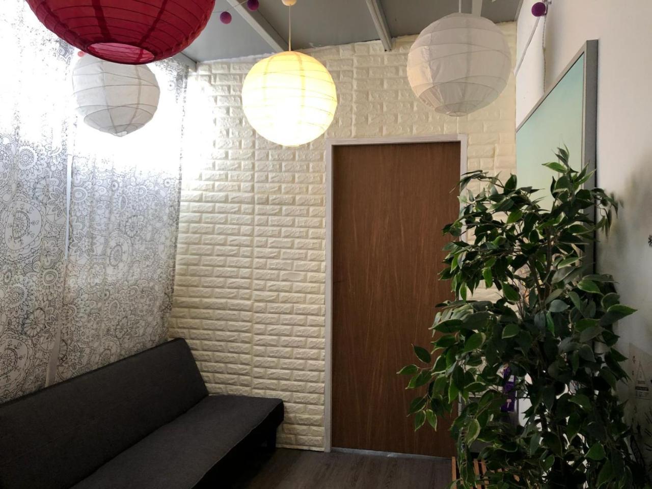 Oh My Pods Hostel *