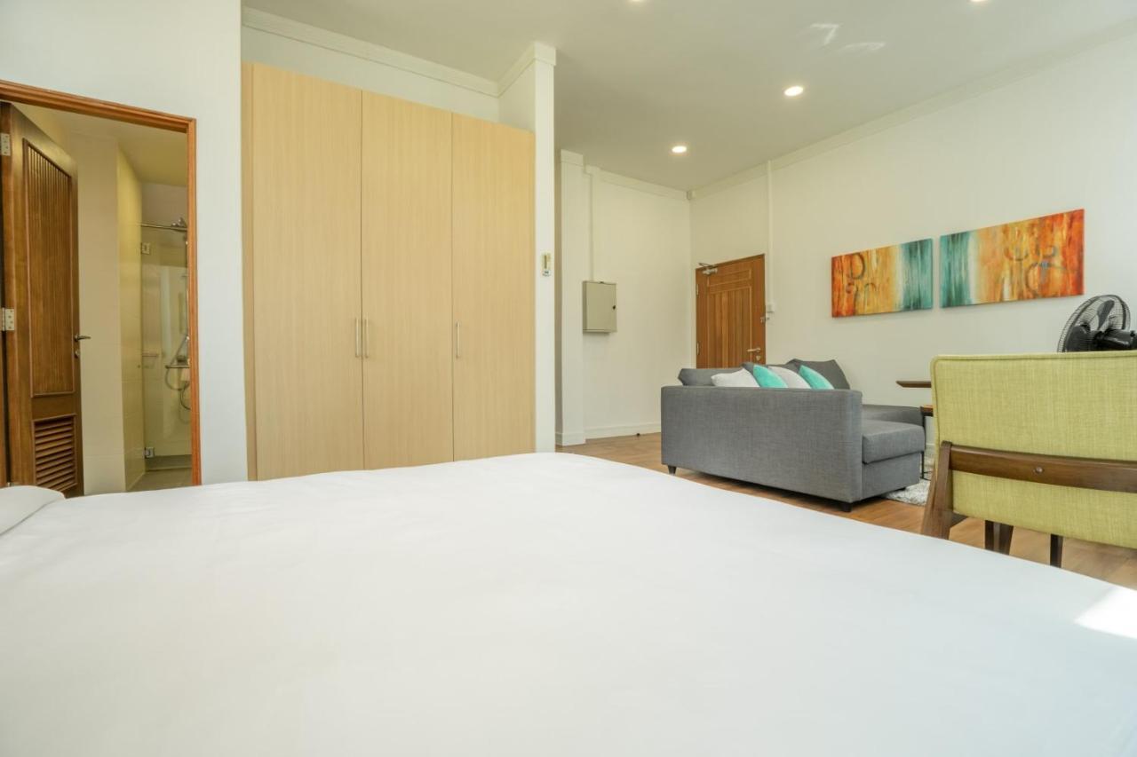 Pangsapuri Clubhouse Residences Serviced - Staycation Approved