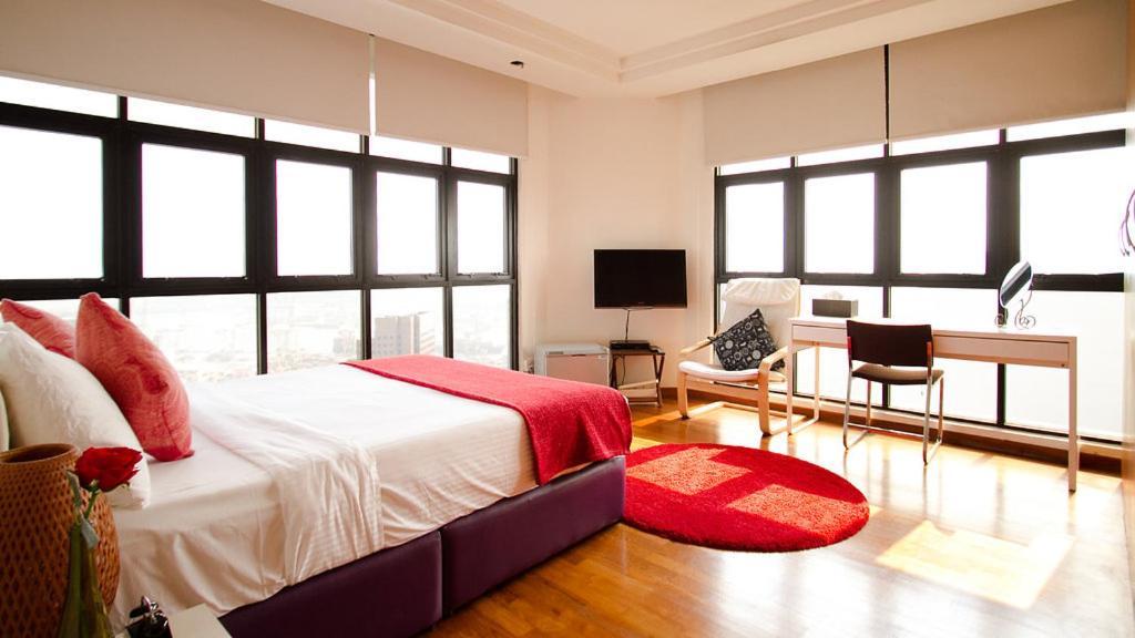 Penthouse In The City *