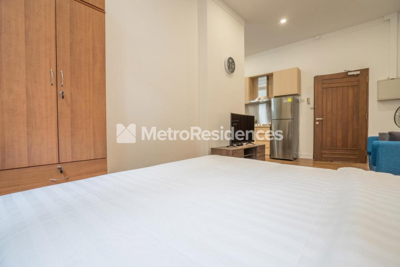 Clubhouse Residences Serviced - Staycation Approved *