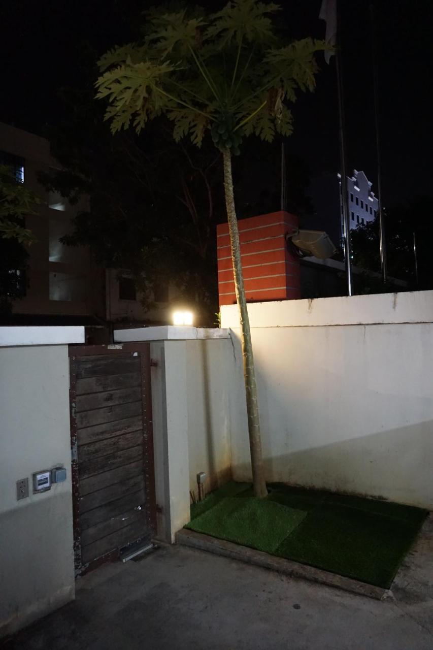 Apartment 38 Lorong 8 Geylang Singapore