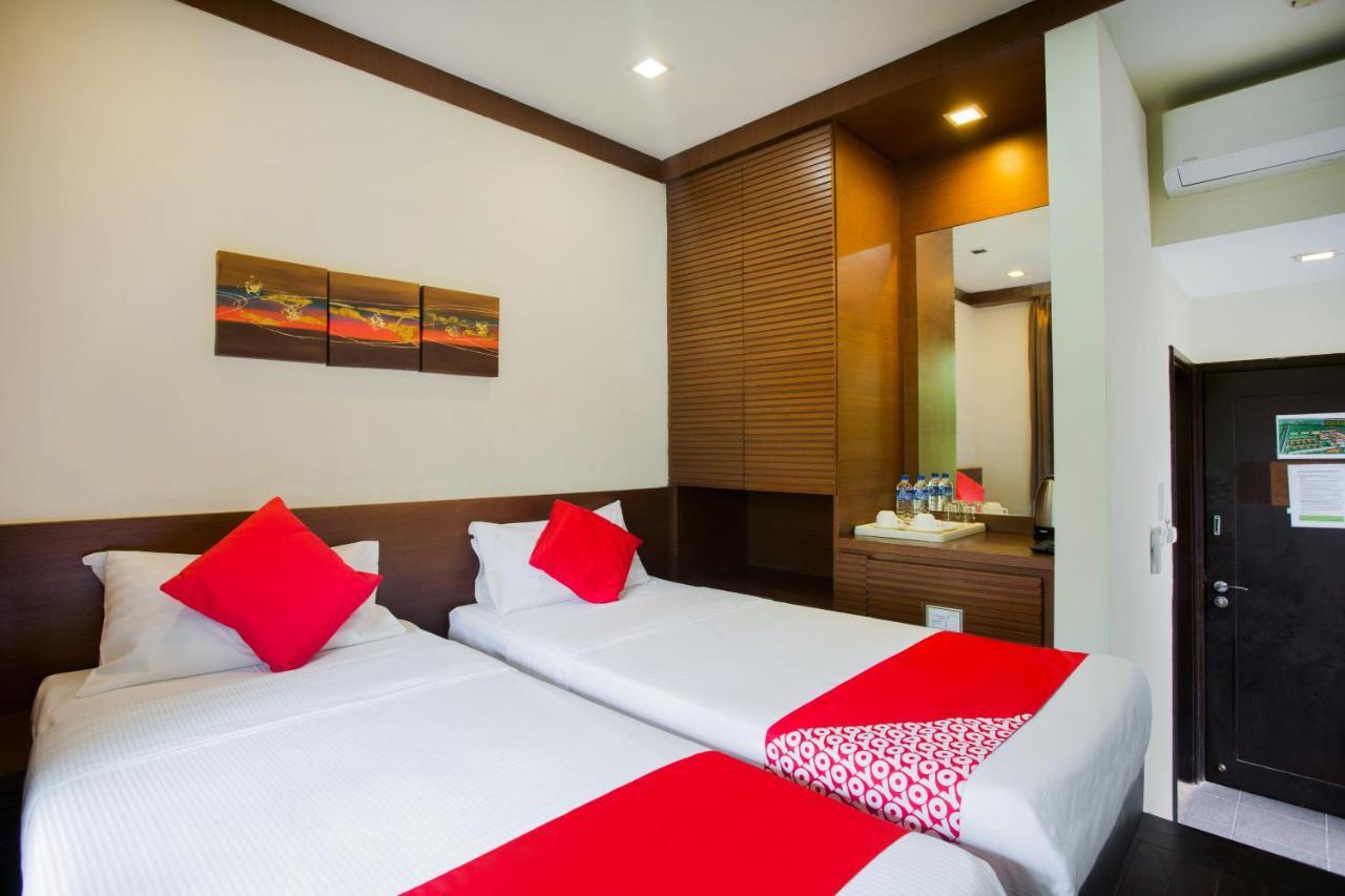 Oyo 105 Gallop Kranji Farm Resort 3*