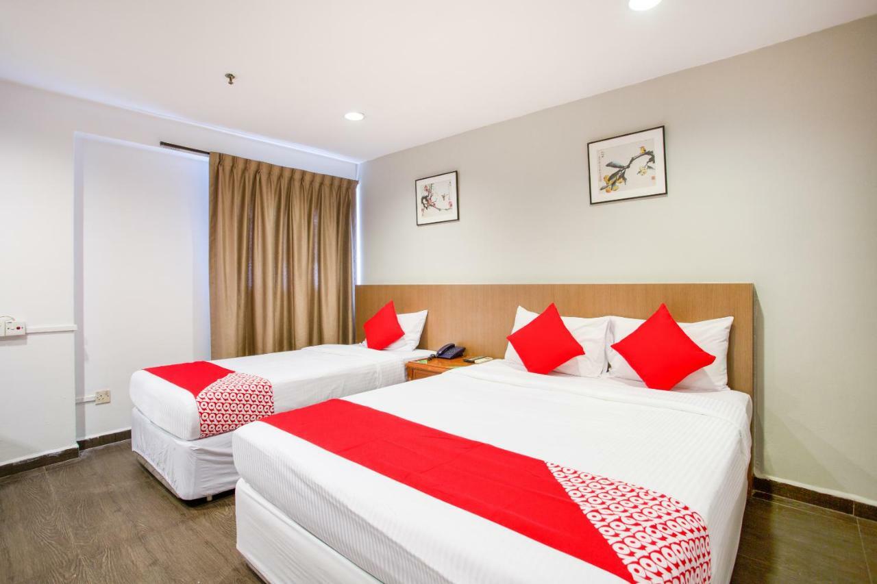Hotel Oyo 106 2*