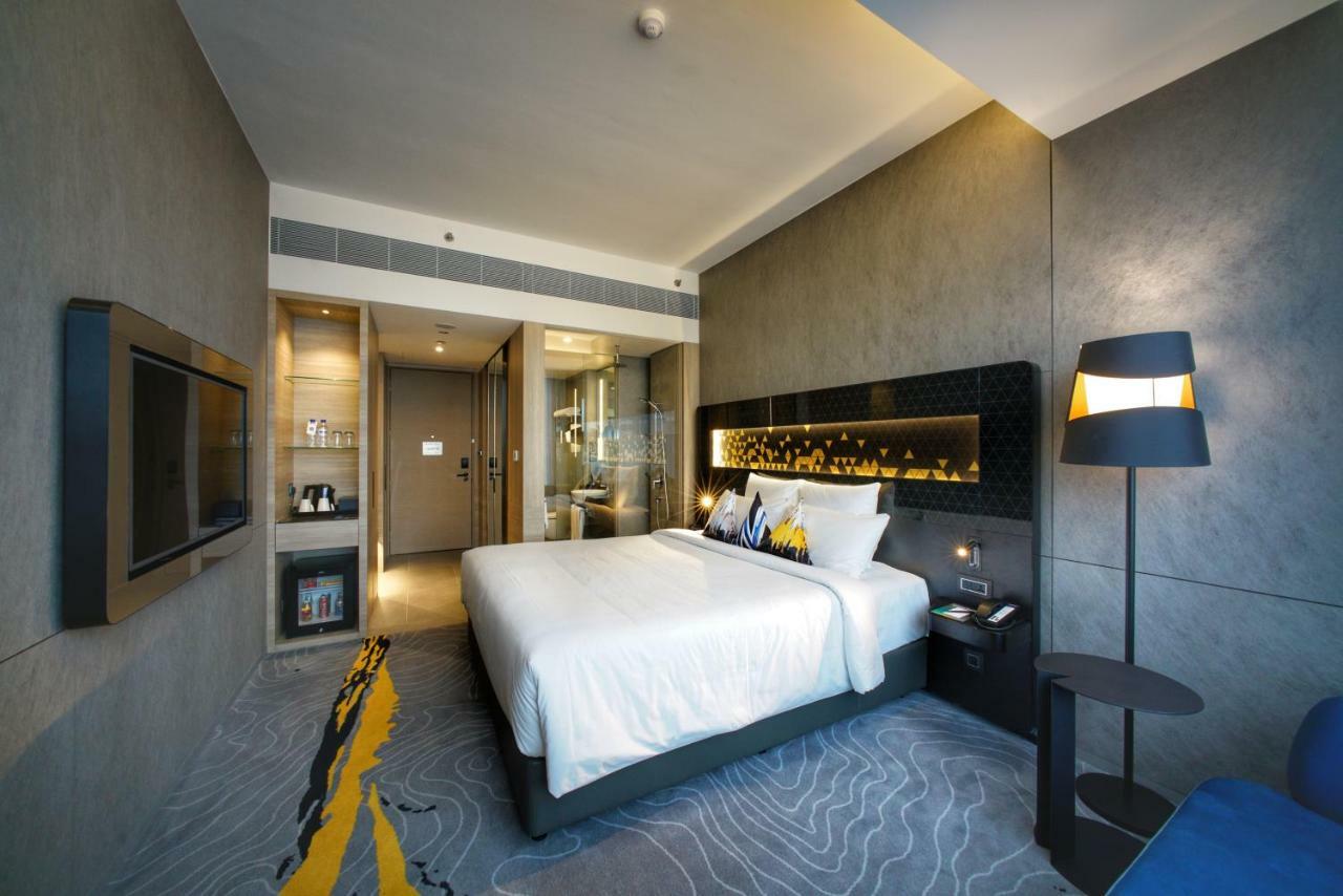 Novotel On Stevens Hotel 4*