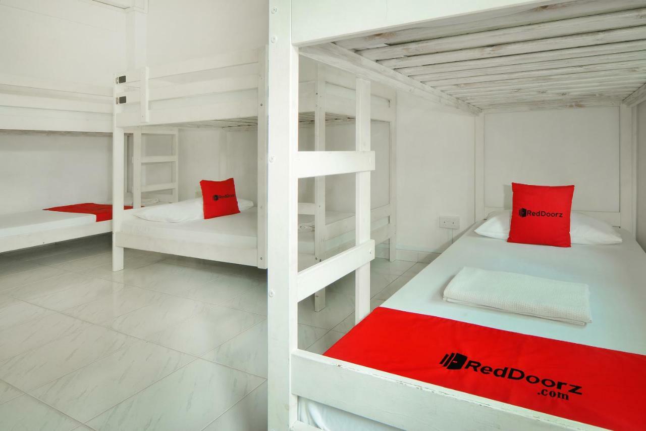 Hostel Reddoorz @ Lavender Mrt *