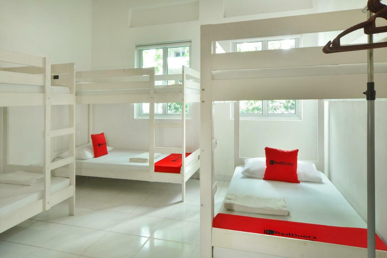 Reddoorz @ Lavender Mrt * Singapore