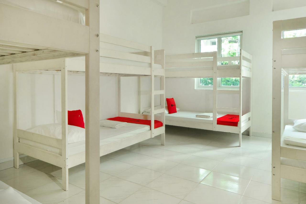 Hostel Reddoorz @ Lavender Mrt *