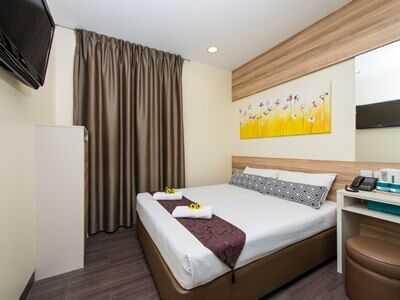 Hotel 81 Dickson 2*