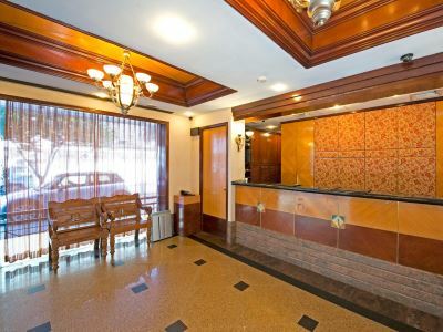 Hotel 81 Premier Princess Singapura