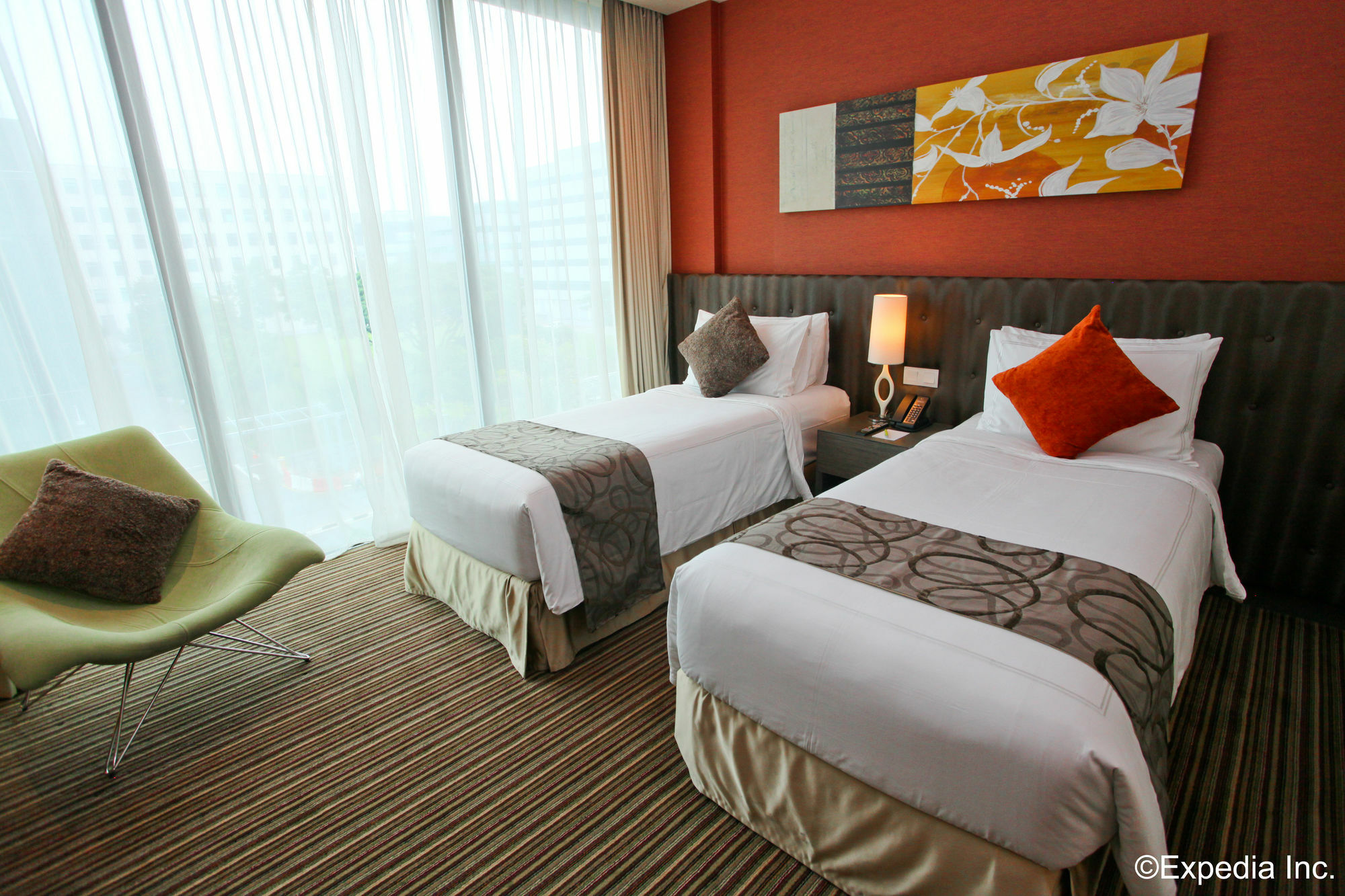 Park Avenue Changi Hotel 4*