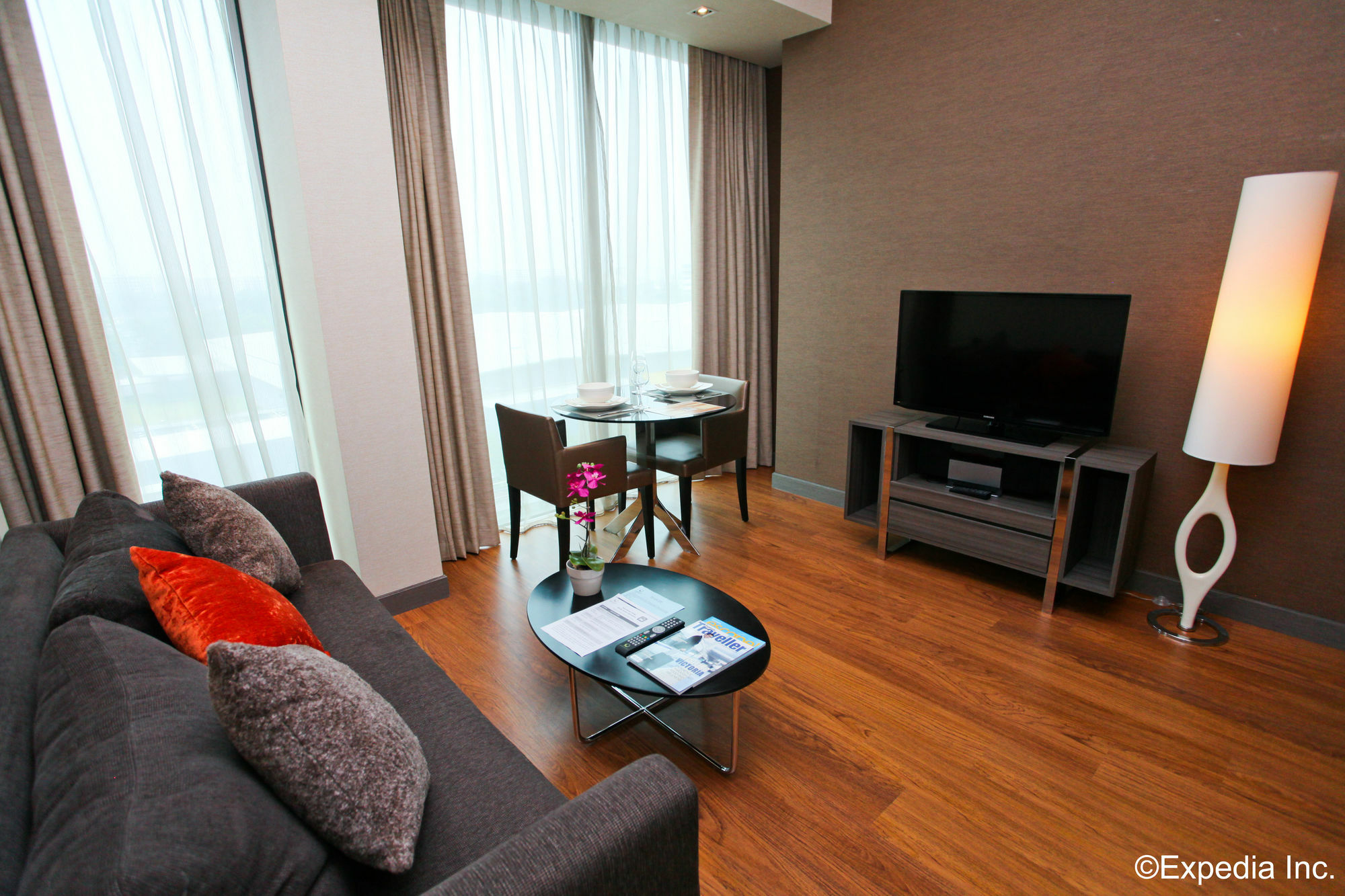 Park Avenue Changi 4*