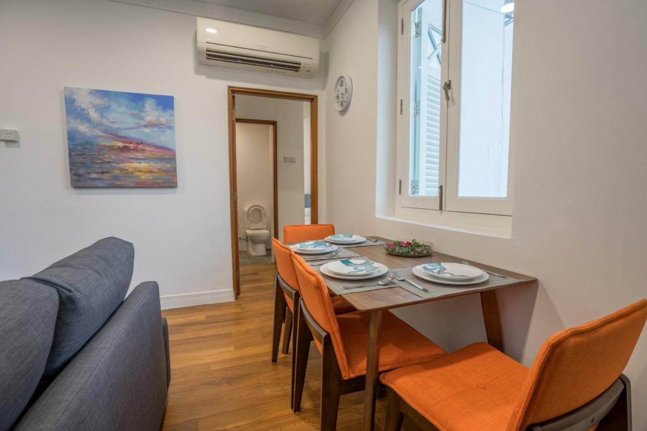 Clubhouse Residences Serviced - Staycation Approved Pangsapuri Singapura