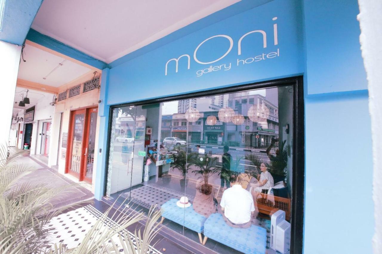 Asrama Moni Gallery *