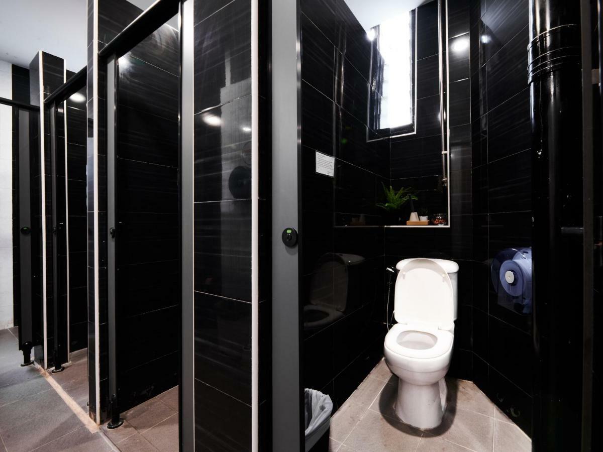 Beat. Sports Hostel Singapore
