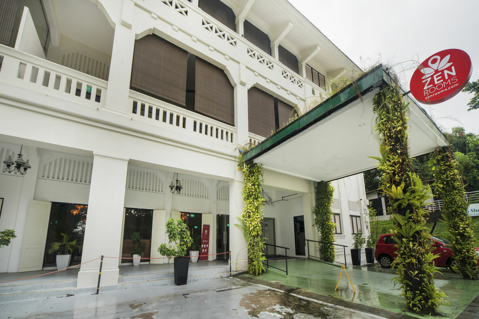 Hotel Zen Changi Village