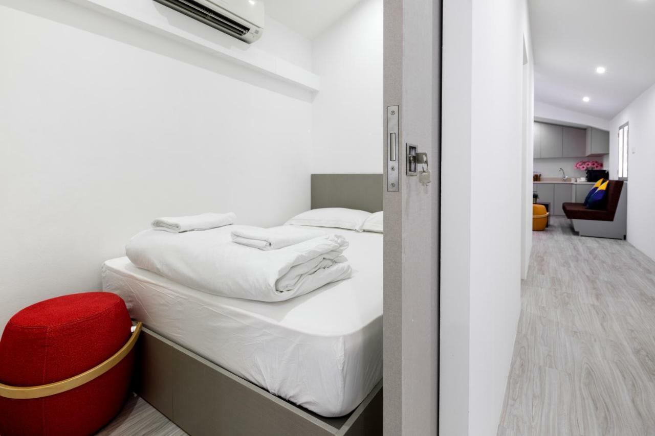 Circular House 2* Singapore