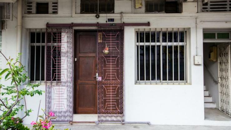 Balcony Window Room2 Tiong Bahru Near Sgh Homestay *
