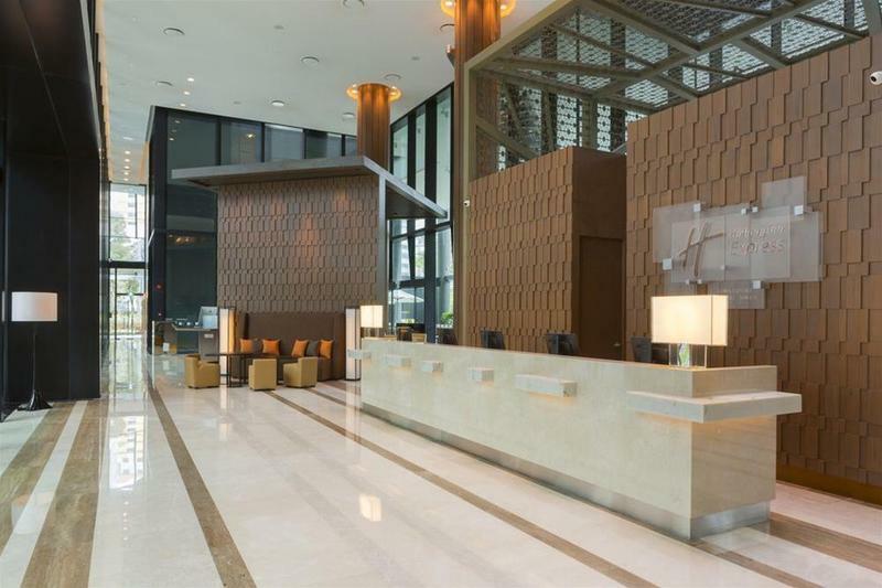 Express Clarke Quay By Ihg Hotel 4*