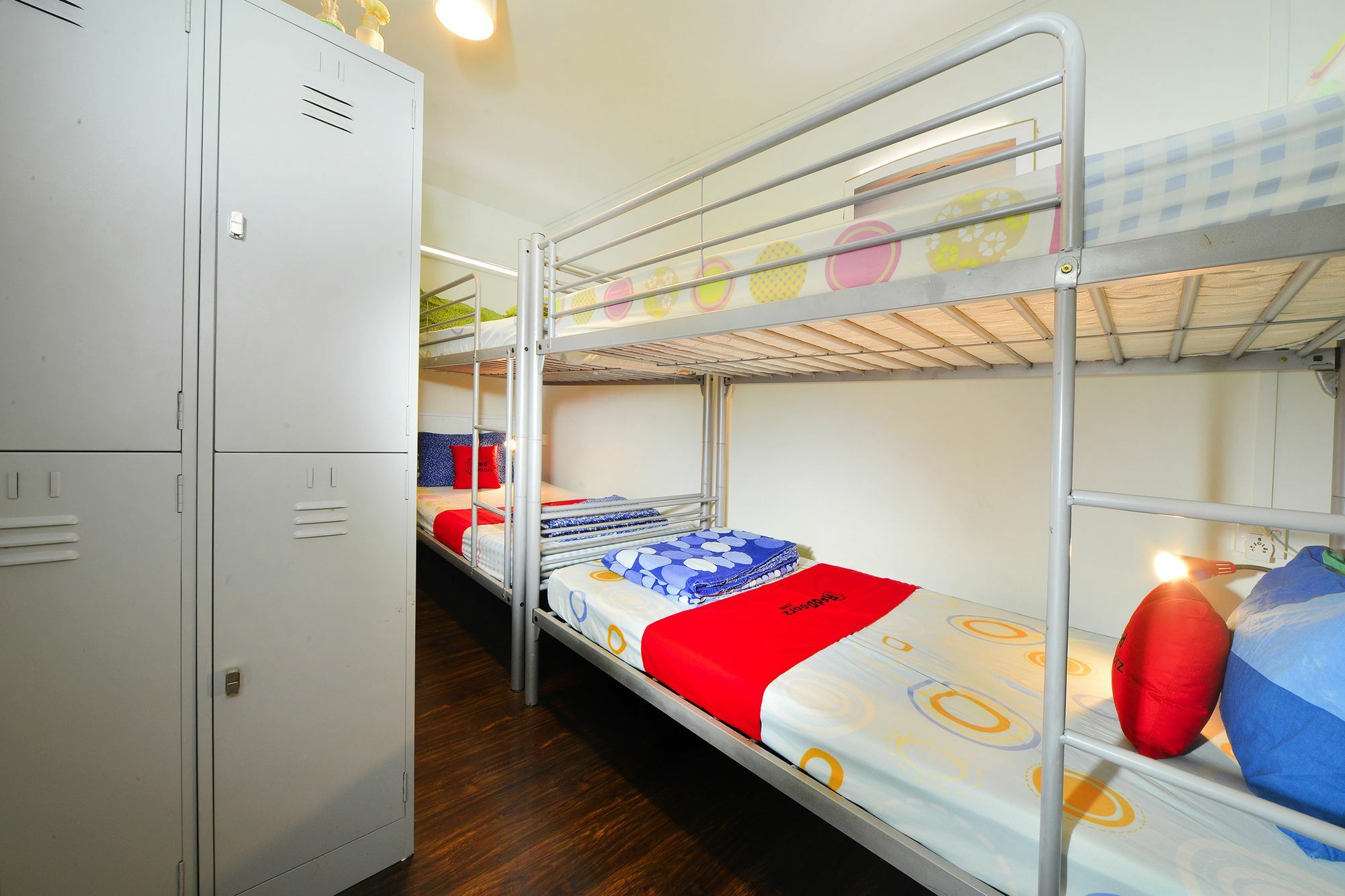 Reddoorz Near Kampong Bahru Road * Singapore