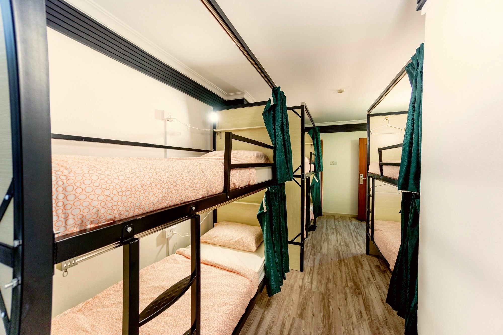 Hostel Lodge41 *
