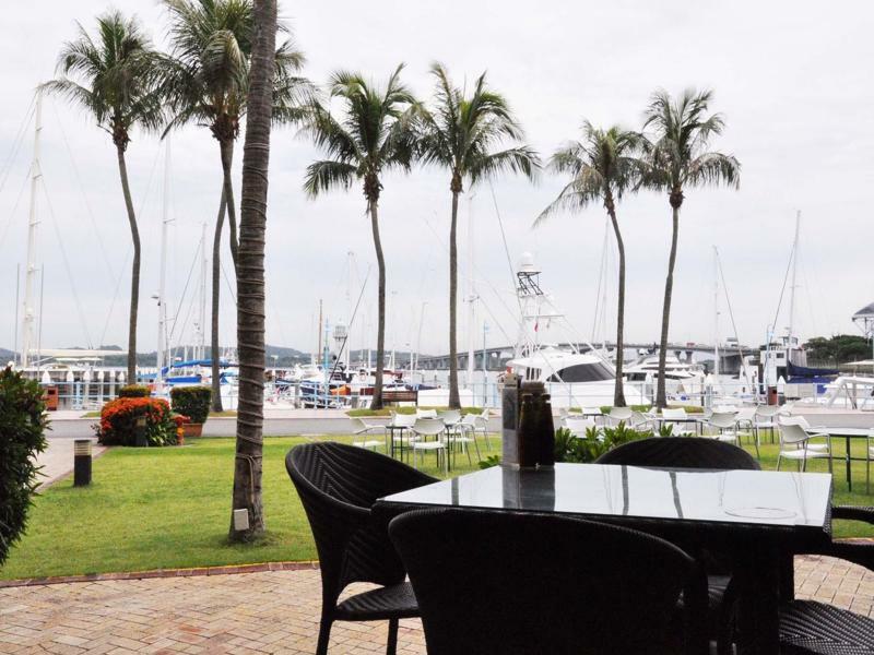 Hotel Raffles Marina 3*