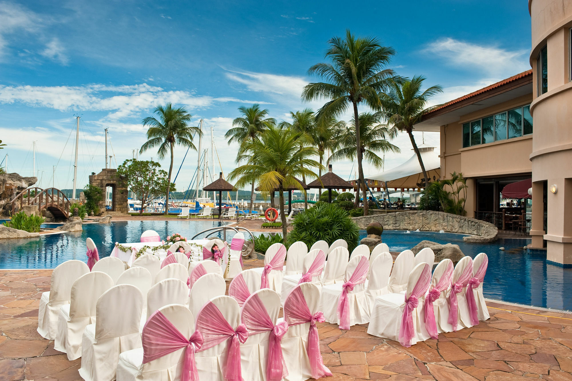 Raffles Marina 3* Singapore