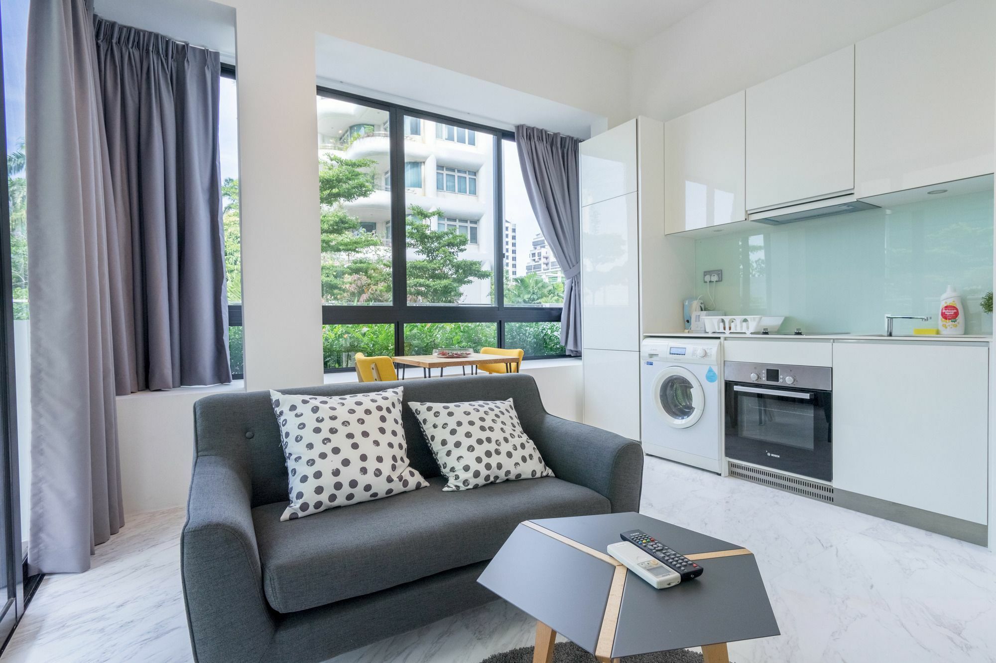Metroresidences 2-br Sky View Zen Apartment *