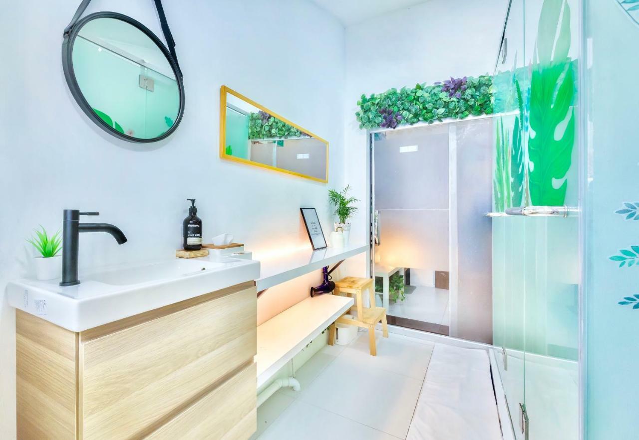 Hipstercity Capsule hotel 2*