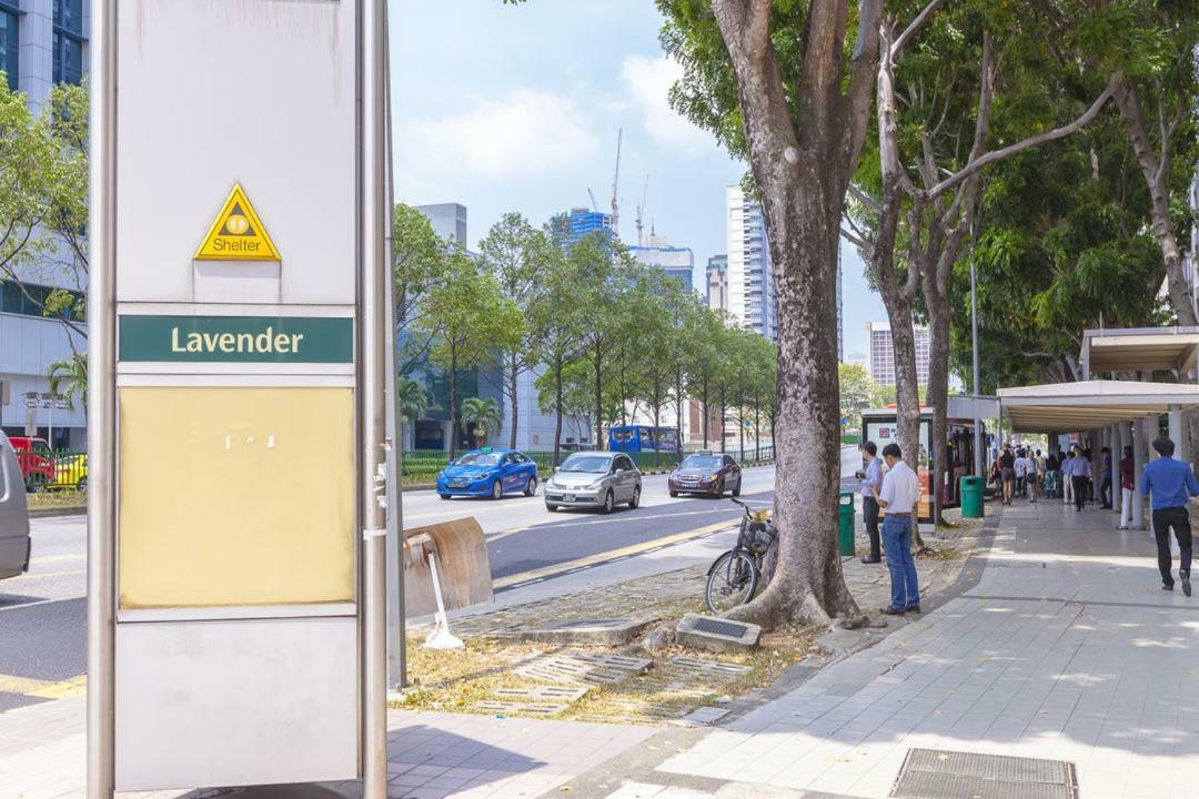 Semi-ensuite W Balcony For Locals, Pr, Ep, Sp Holders Only, Not Tourists Homestay Singapore