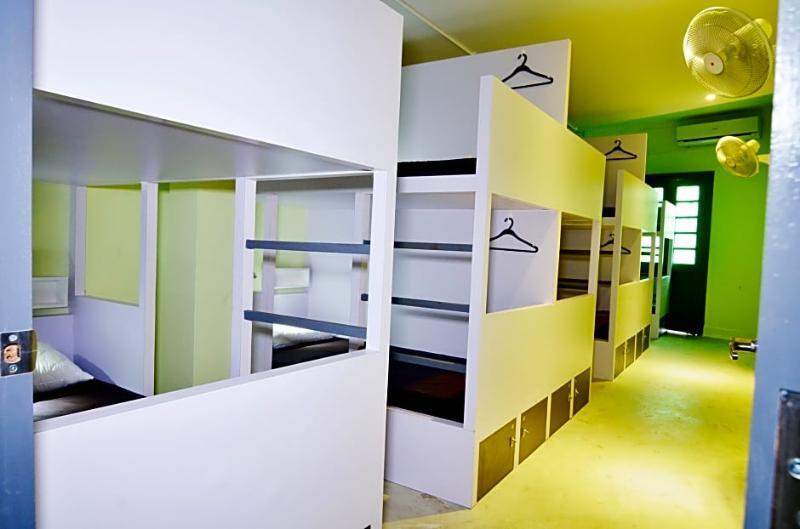Beat. Sports Hostel Singapore
