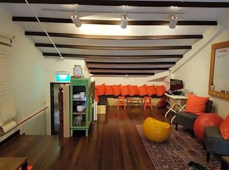 Capsule hotel Draper Startup House For Entrepreneurs Singapore